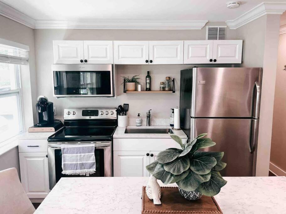 Remodeled Downtown #1 West Palm Beach