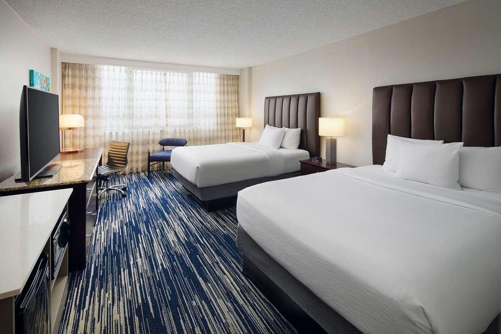 Hotel Embassy By Hilton West Palm 4*