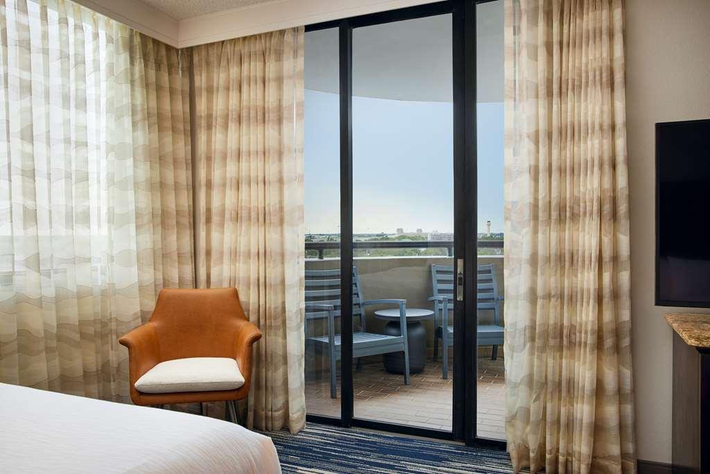 Hotel Embassy By Hilton West Palm West Palm Beach