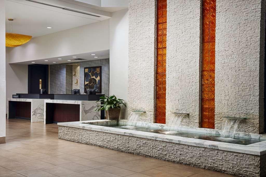 Hotel Embassy By Hilton West Palm