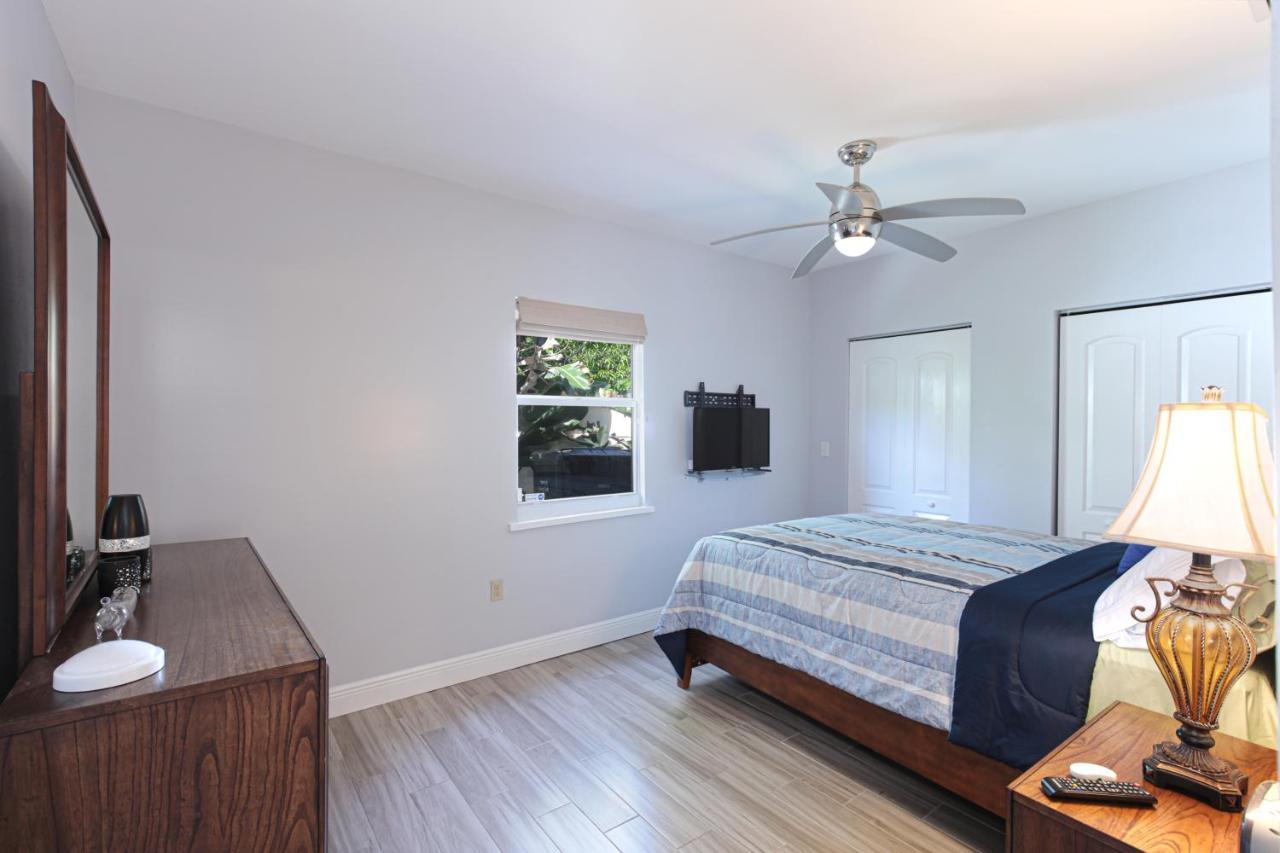 Beautiful With Pool And Outdoor Space West Palm Beach