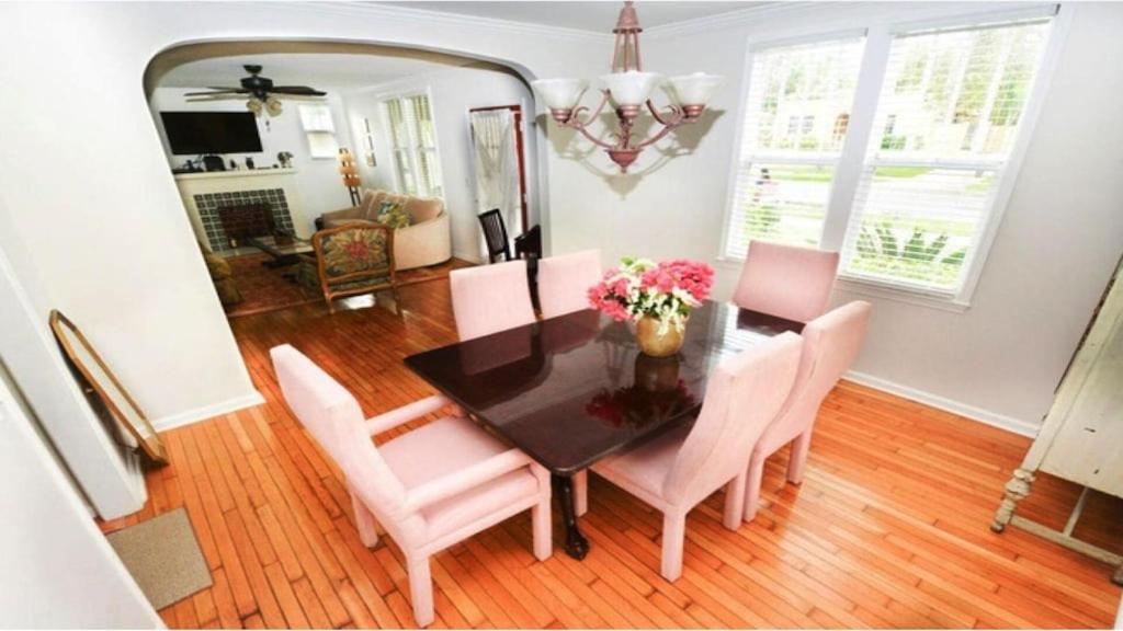 De Leon From The 1920's Is A Piece Of Floridas Relaxing History West Palm Beach