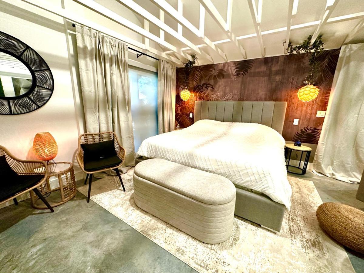 Zen.modern.hip “studio 501” Beach,scuba,downtown *