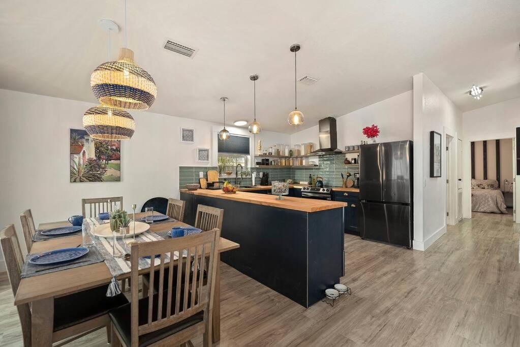 Cute 4br House In Downtown Wpb Holiday home