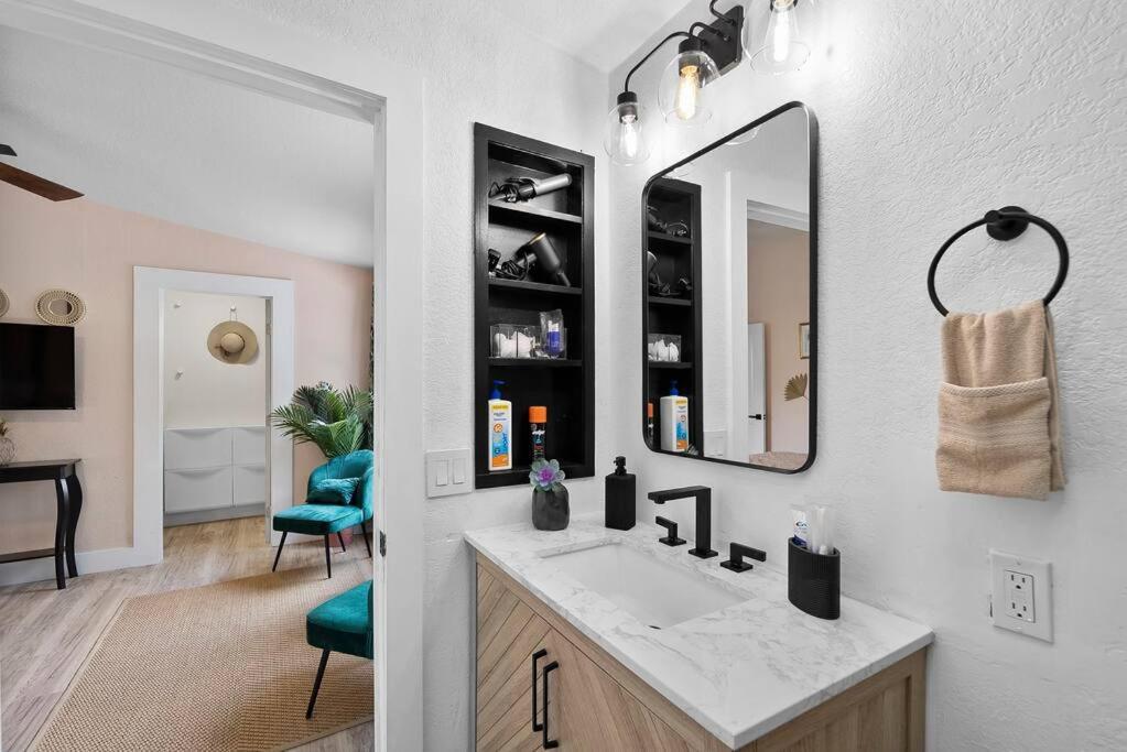 Cute 4br House In Downtown Wpb Holiday home