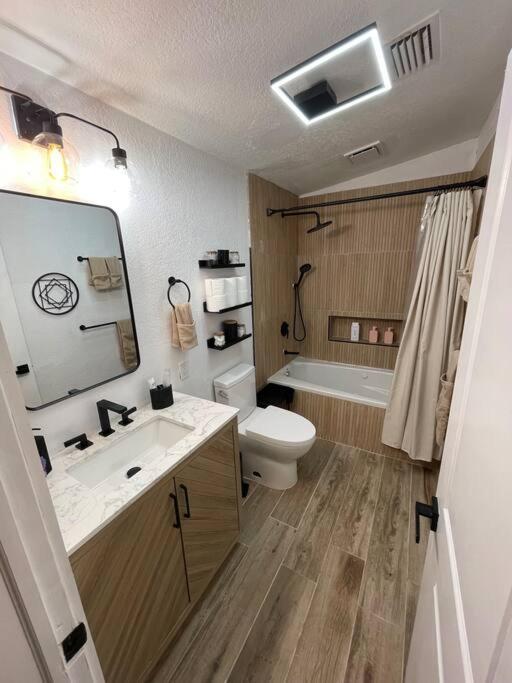 Cute 4br House In Downtown Wpb Holiday home *