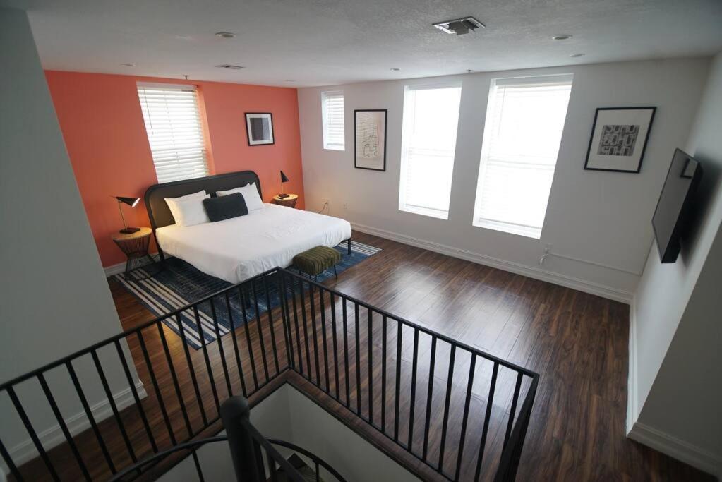 The Lofts On Clematis 309 Downtown West Palm Apartment *