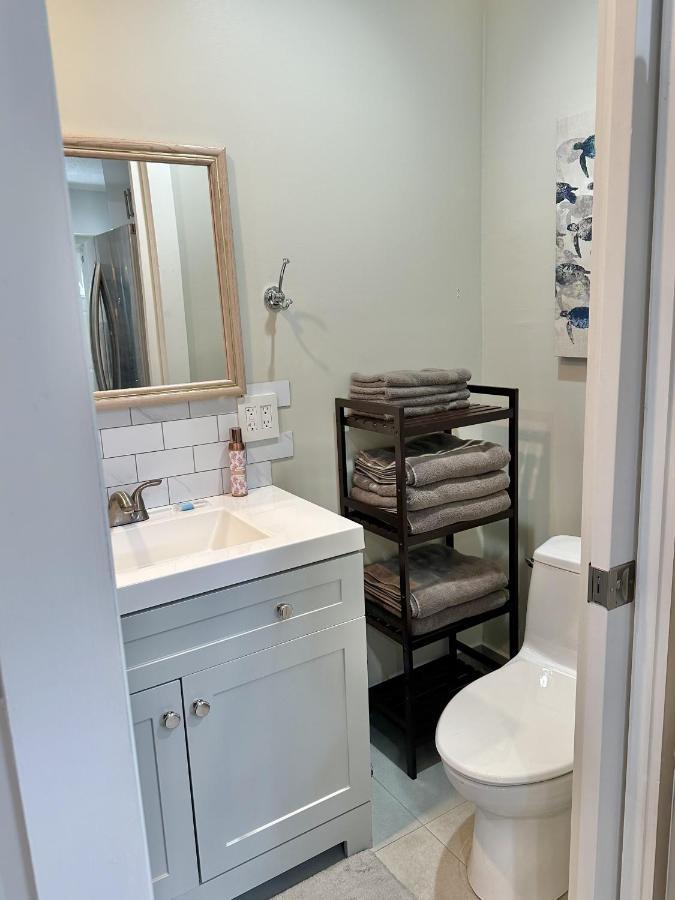 Close To Everything! Perfect Basecamp For Wpb Apartment *