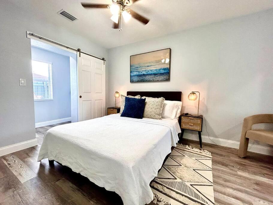 Apartment Gorgeous & Convenient Near Airport West Palm Beach