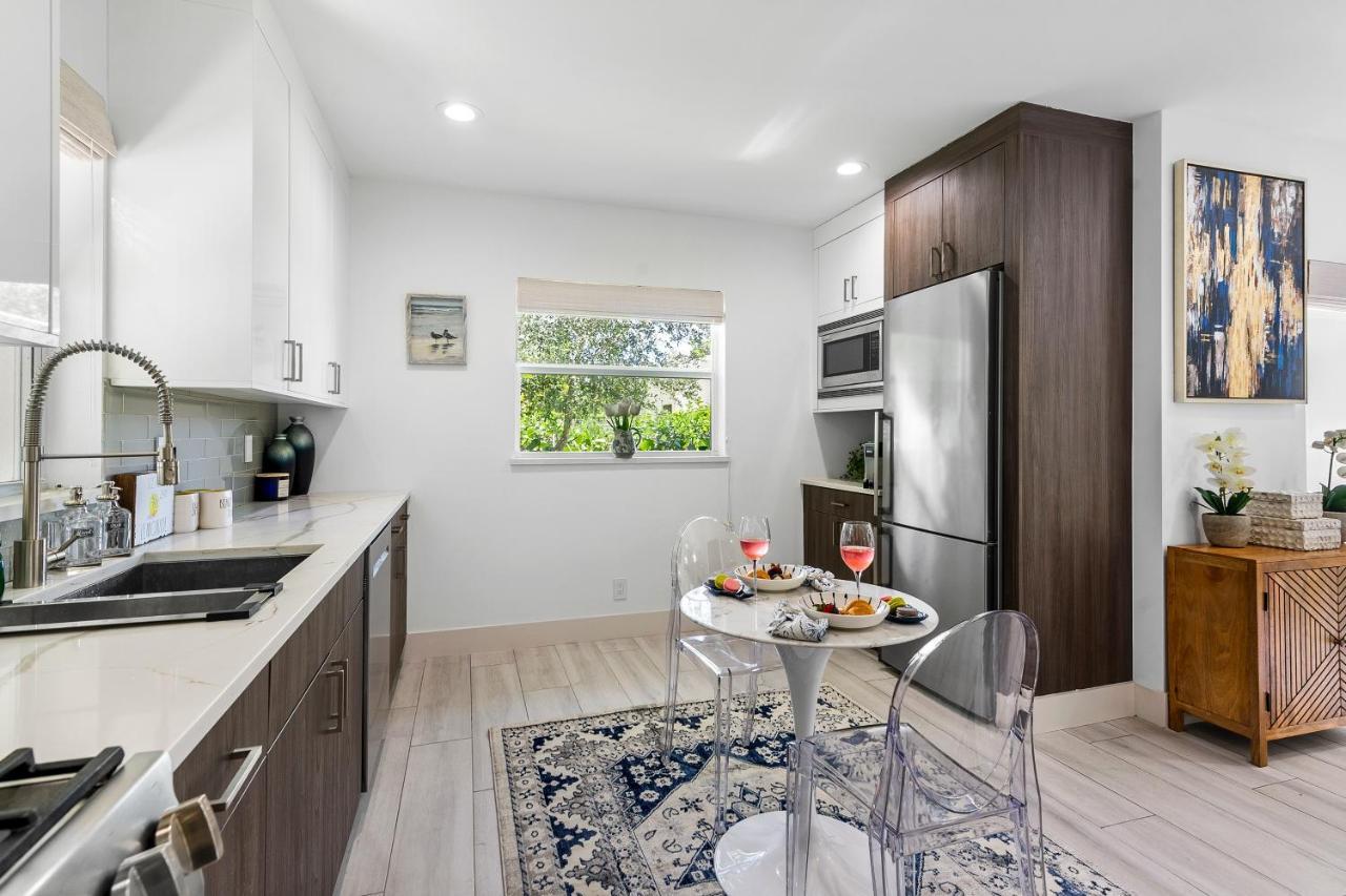 Holiday home Luxury Downtown West Palm Cottage! *