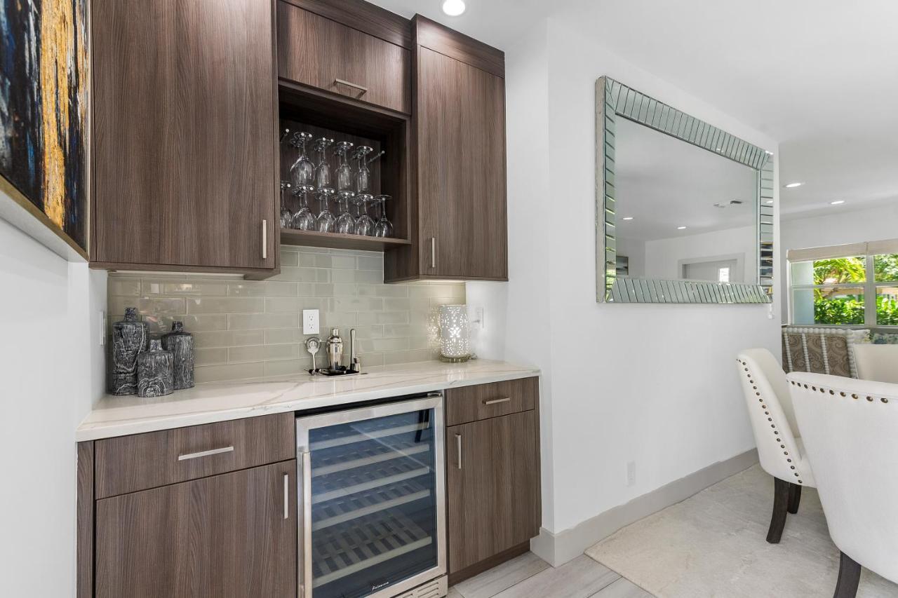 Holiday home Luxury Downtown West Palm Cottage!