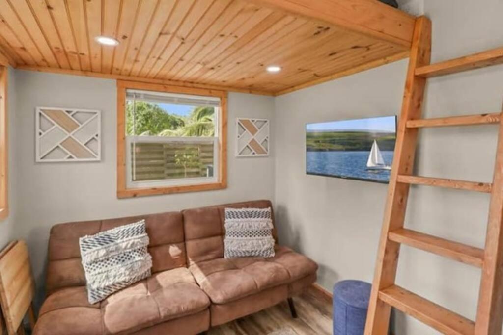 Summer Tiny House Apartment *