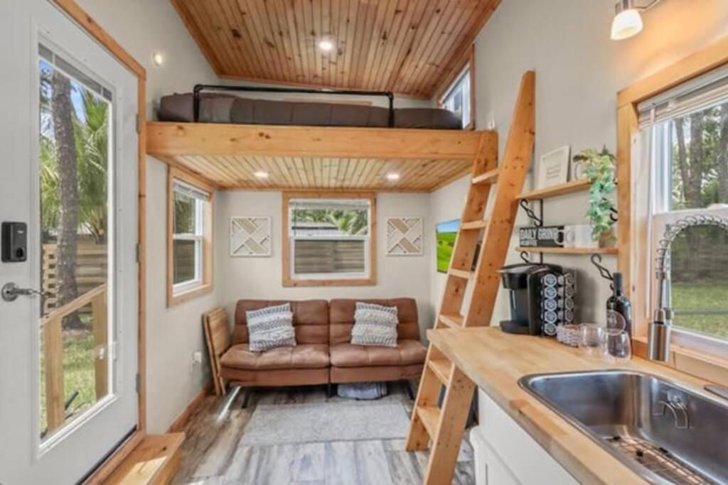 Apartment Summer Tiny House *