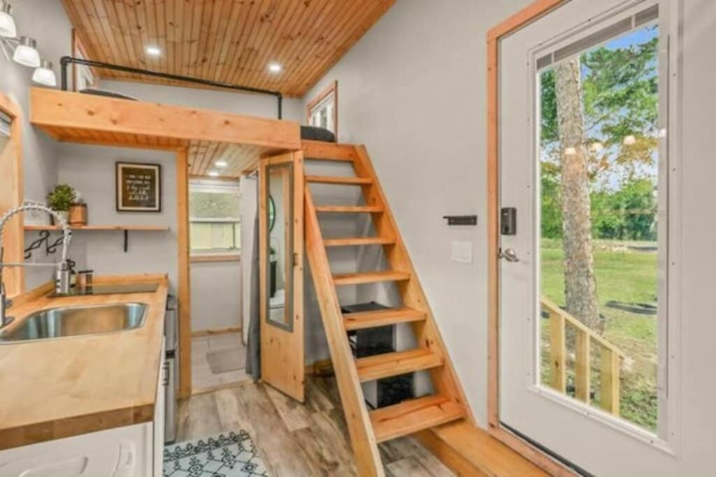 Summer Tiny House West Palm Beach