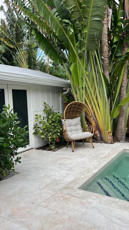 Stunning Pool House! Holiday home
