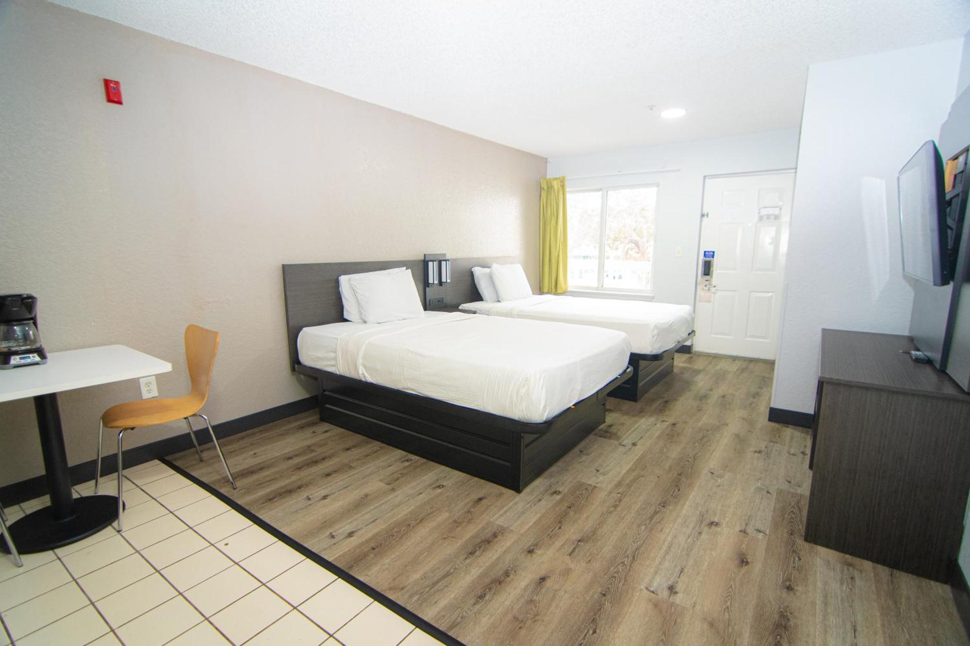 6-west Palm Beach, Fl