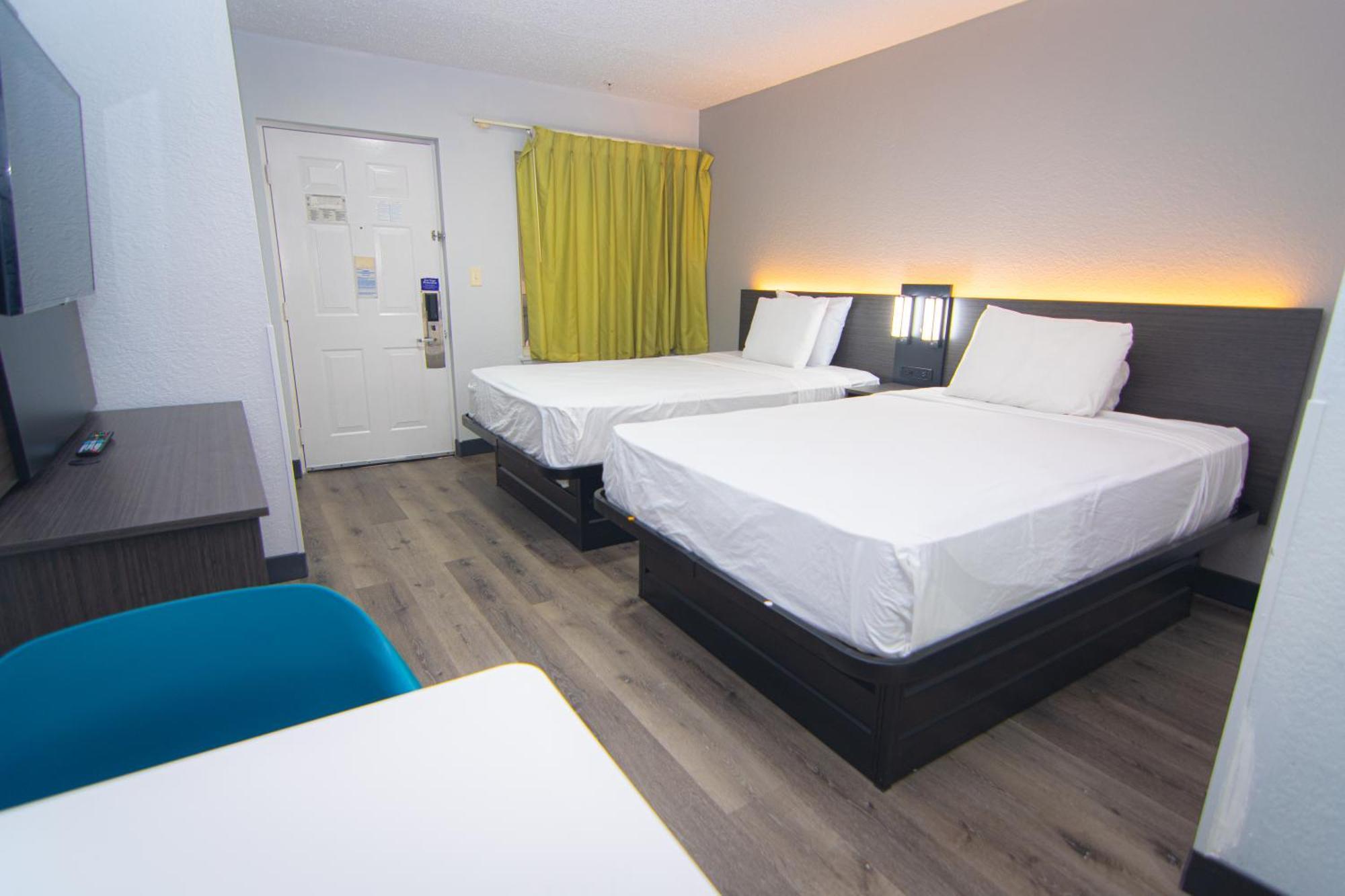 6-west Palm Beach, Fl Hotel 2*