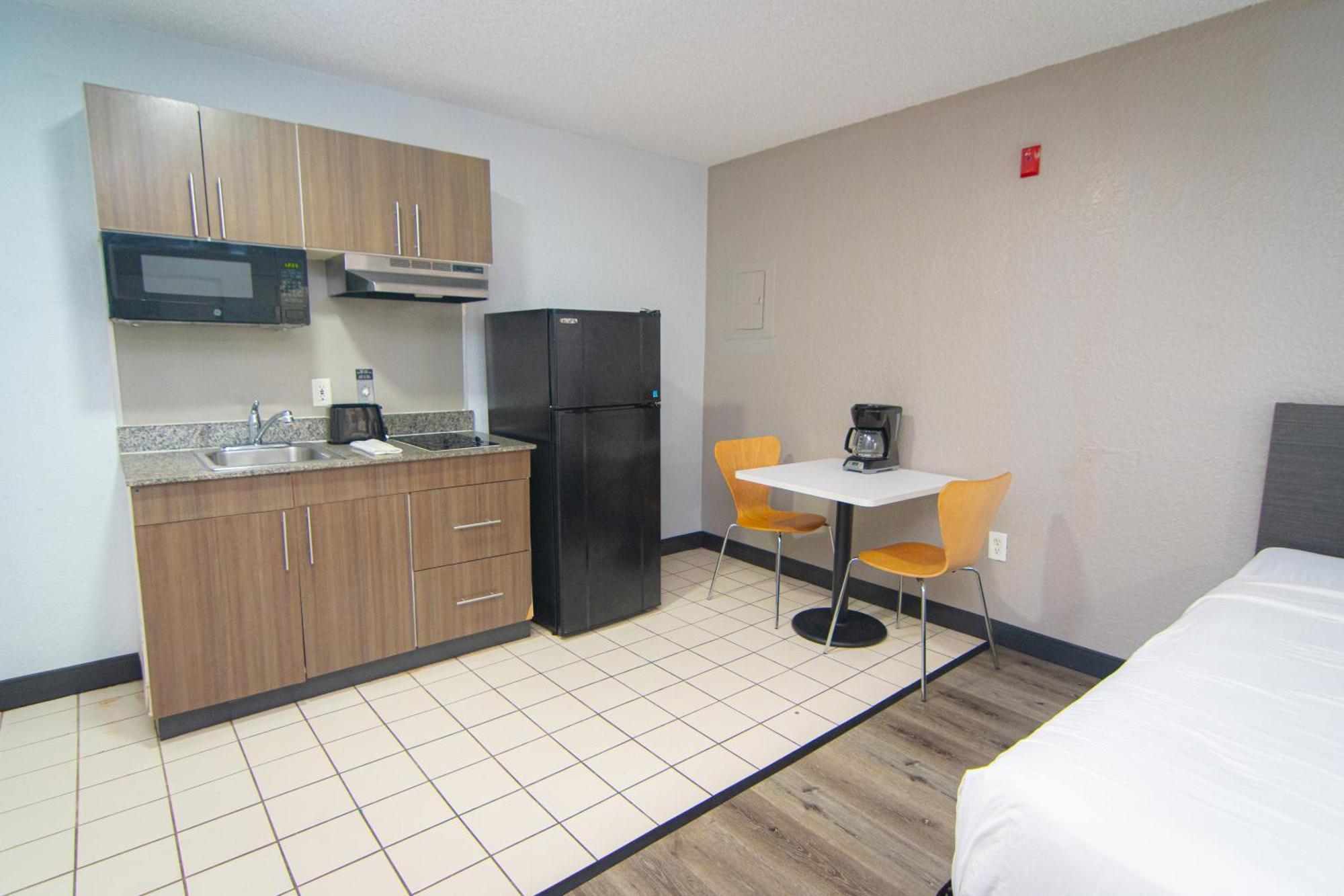 6-west Palm Beach, Fl Hotel West Palm Beach