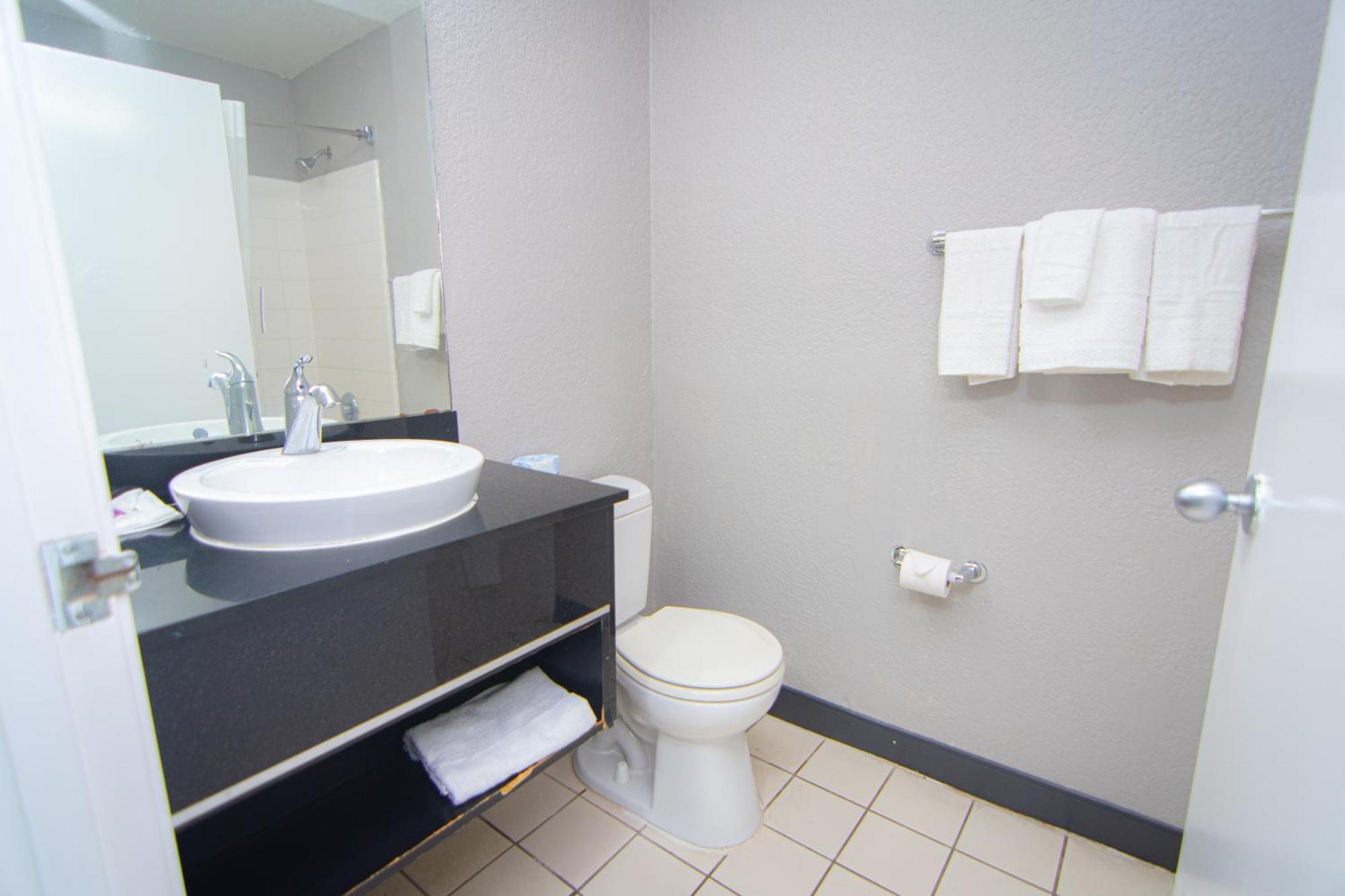 6-west Palm Beach, Fl Hotel