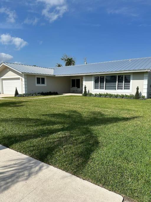 La Dav Modern Villa West Palm Beach