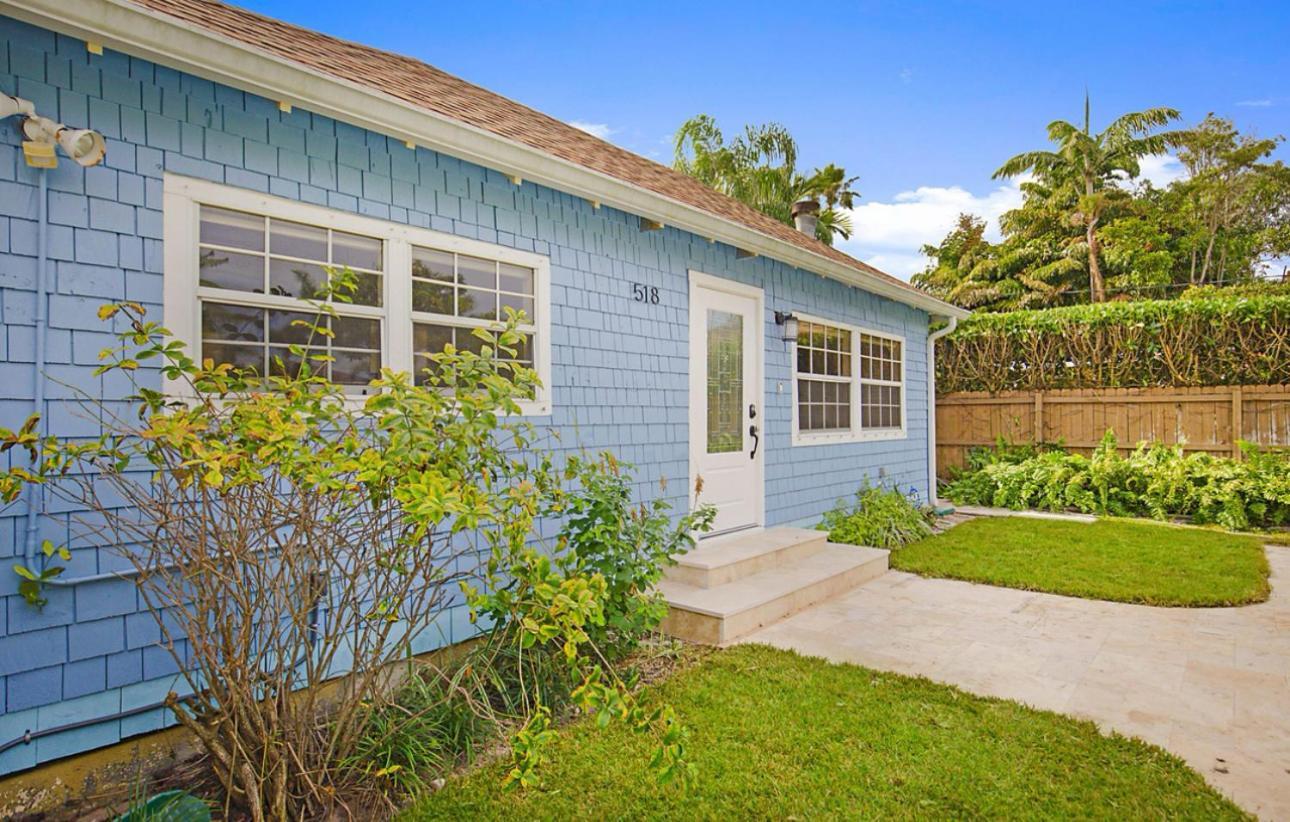 Relax & Unwind Pool Retreat 2 Bed 2 Bath Holiday home West Palm Beach