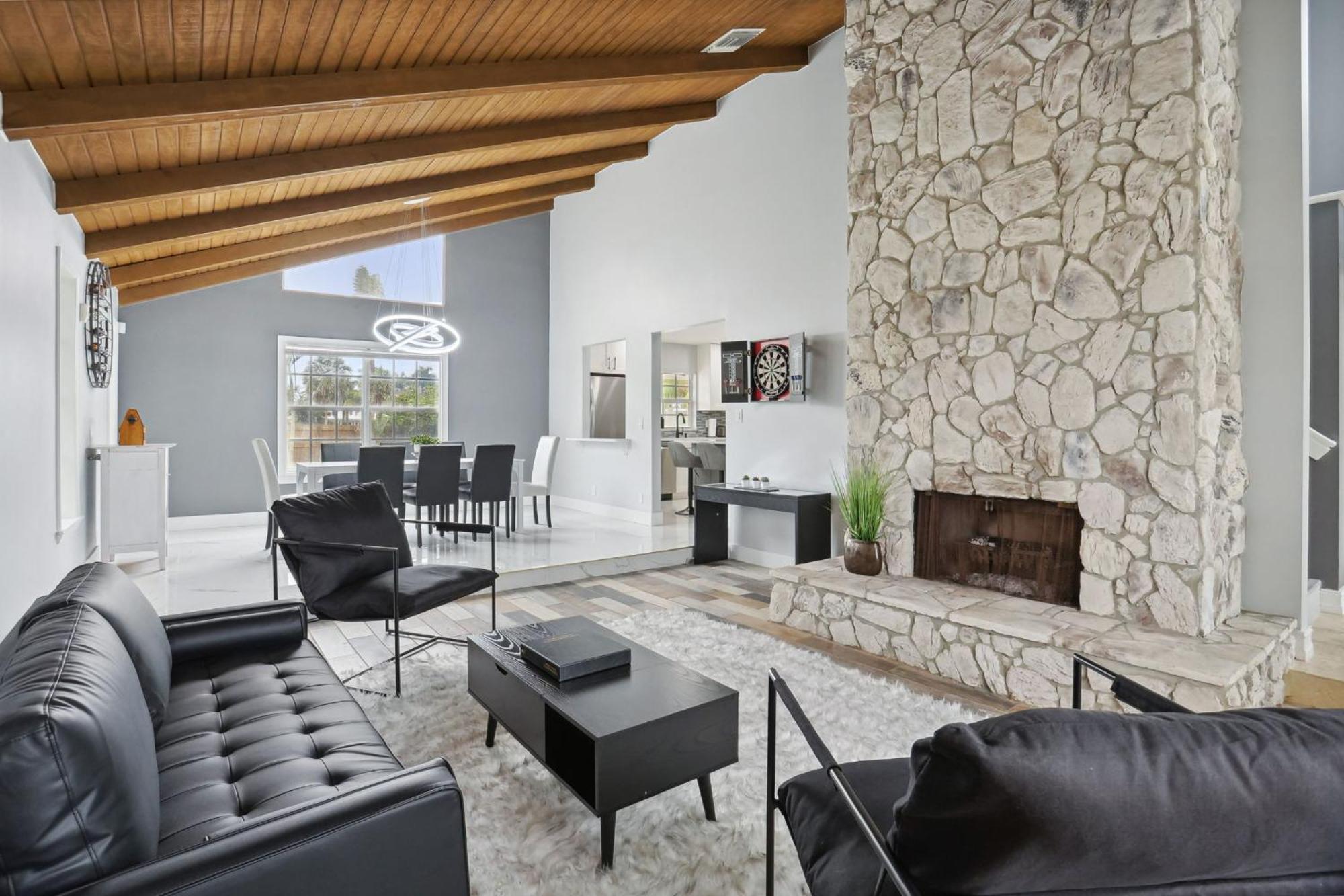 Escondida Drive - Minimum 3 Night West Palm Beach