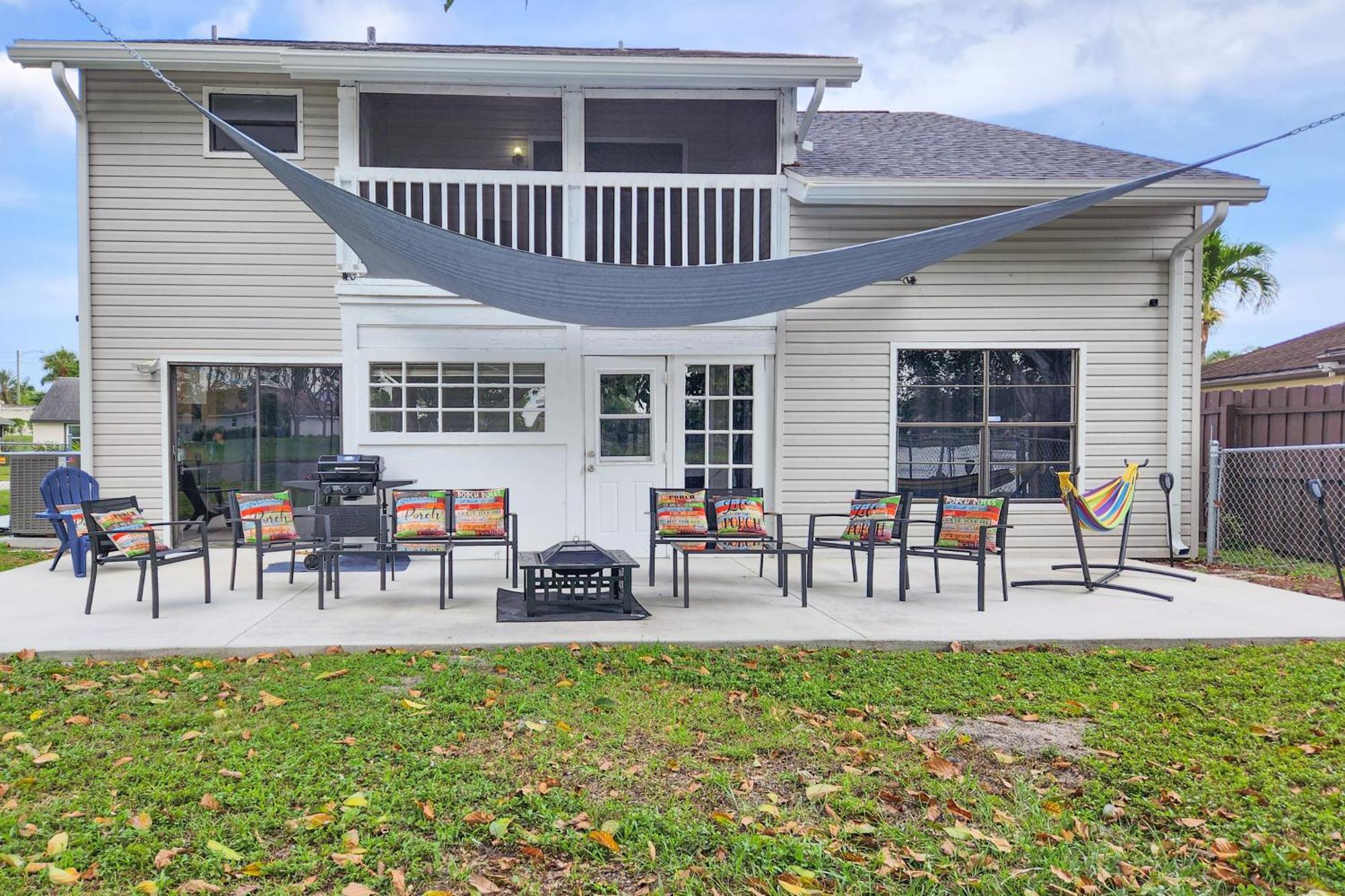 West Palm House About 8 Mi To Beaches! Holiday home *