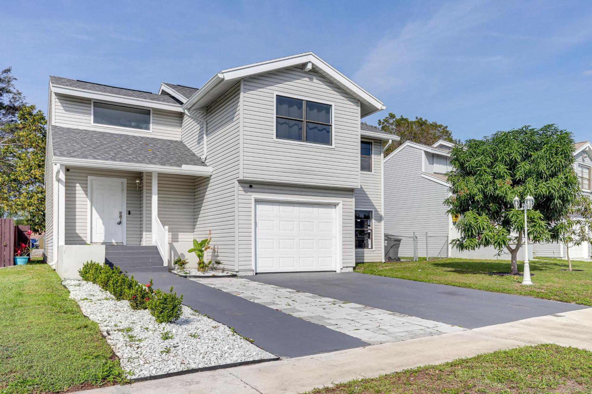 West Palm House About 8 Mi To Beaches! Holiday home