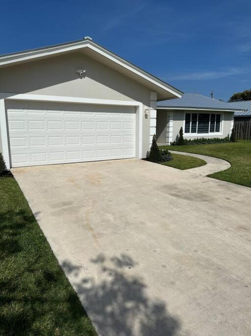 La Dav Modern Villa West Palm Beach