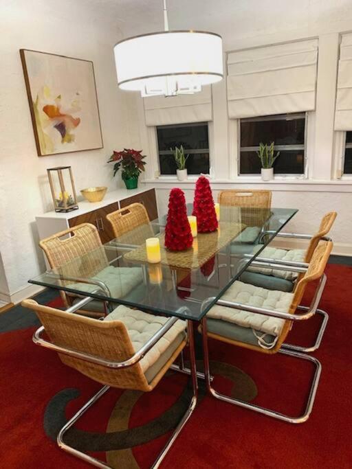Poolside Tropical Getaway Easy Access To Fun * West Palm Beach