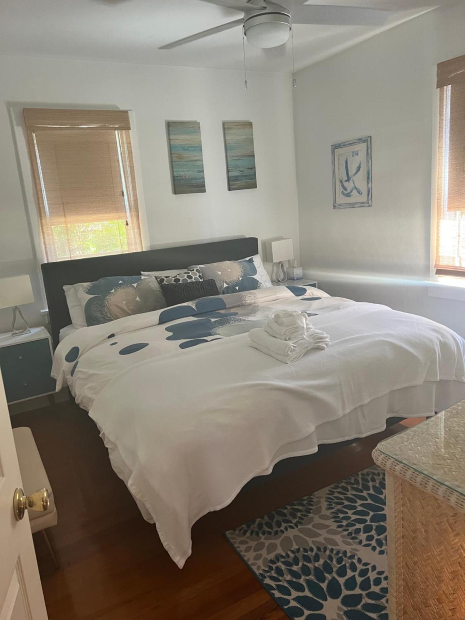 Holiday home Poolside Tropical Getaway Easy Access To Fun West Palm Beach