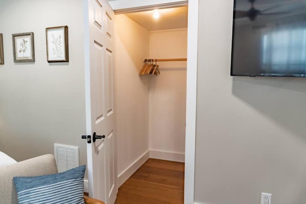 Apartment Renovated Downtown - B West Palm Beach