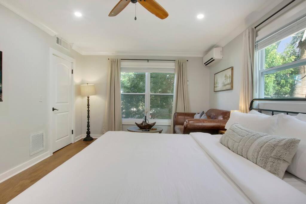 Cozy Downtown Wpb -unit C Apartment *