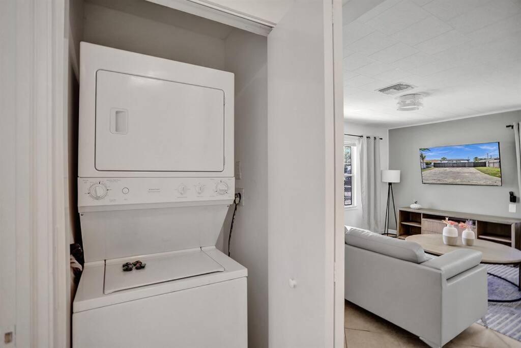 Apartment Palm Wave Says - 5 Star - Quiet Area - Stocked West Palm Beach