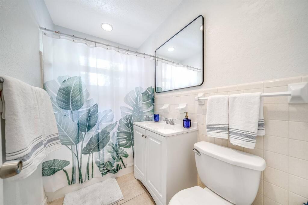Apartment Palm Wave Says - Quietness In Location *