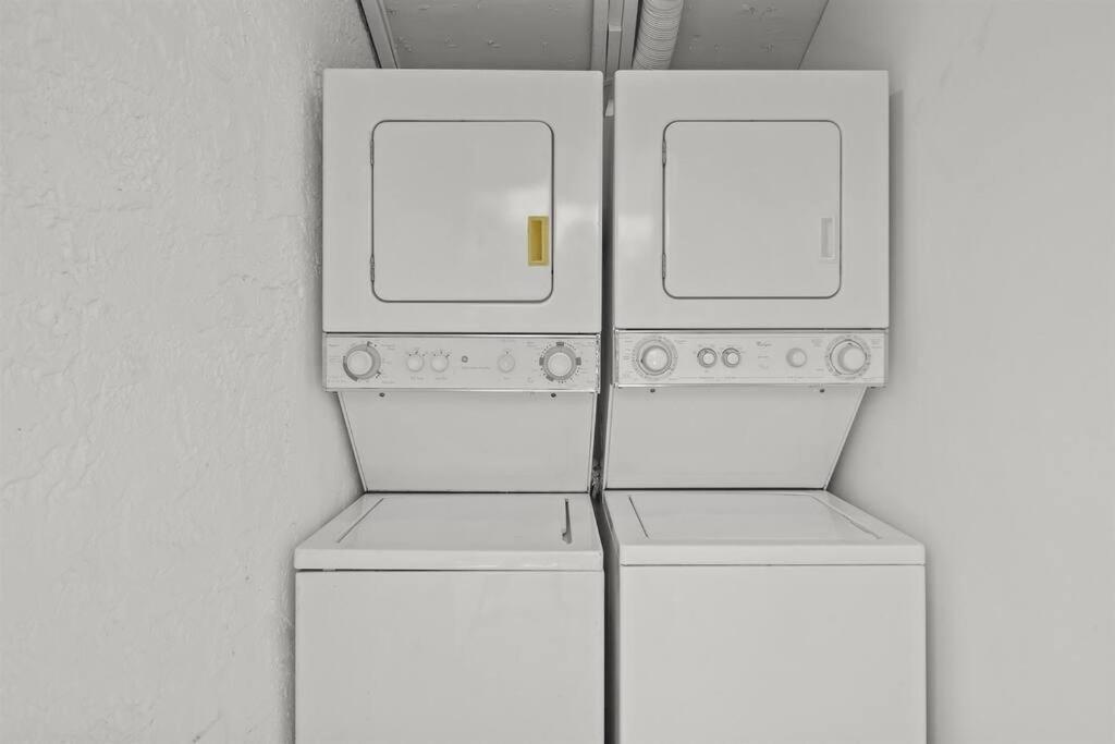 Palm Wave Says - Designers - No Extra Fees Apartamento