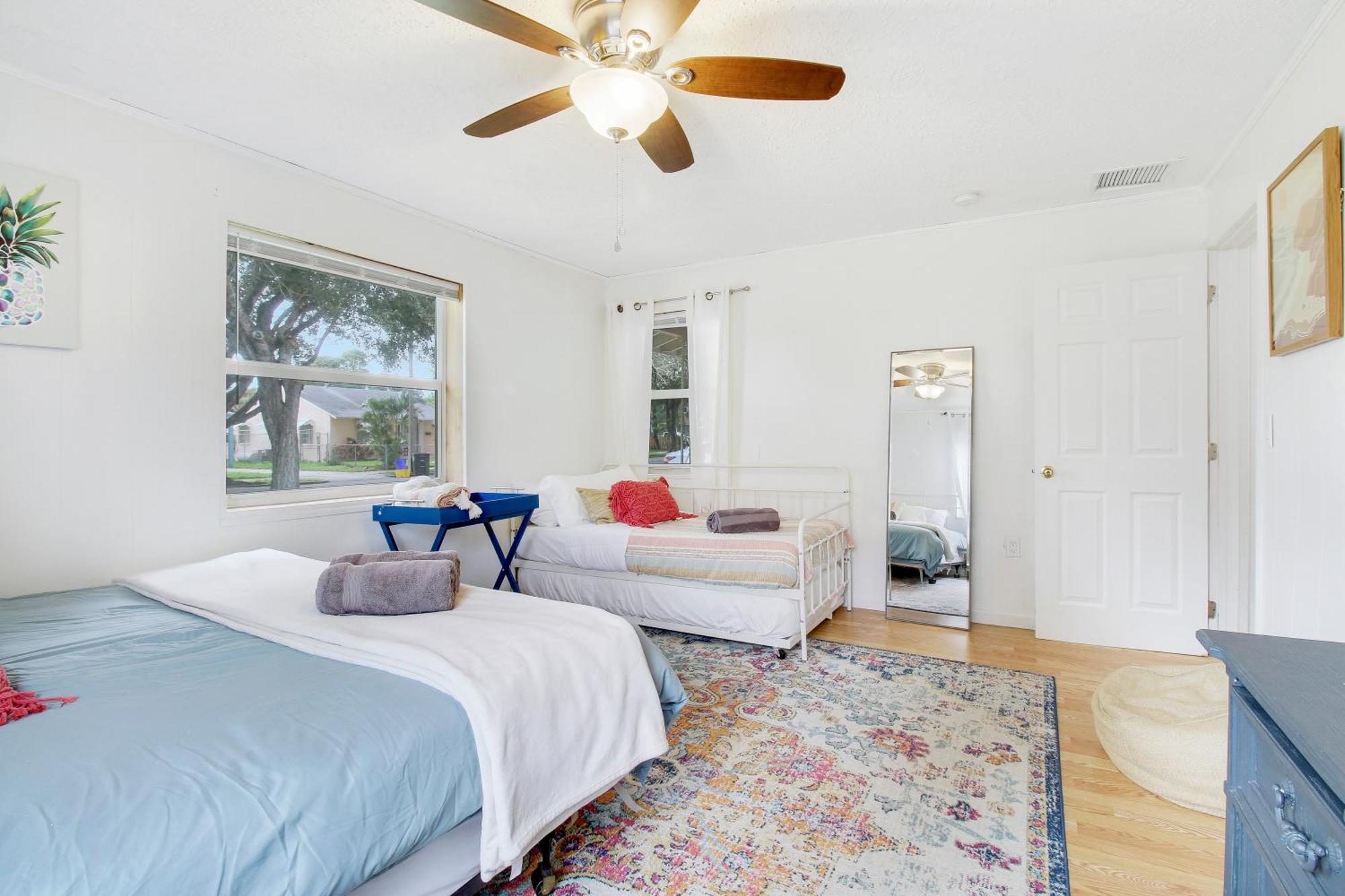 Rockaway Beach House Holiday home *
