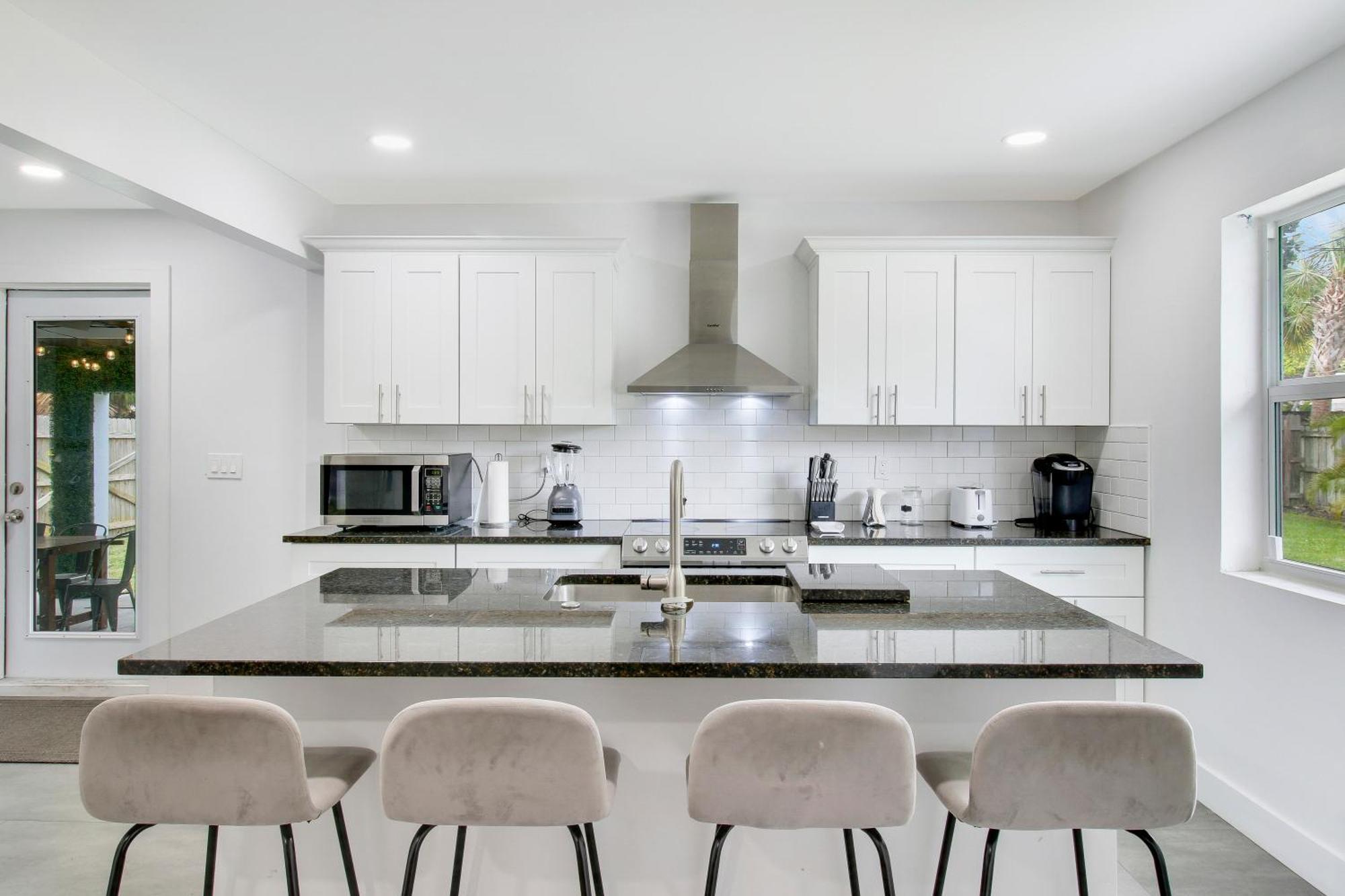 Rockaway Beach House * West Palm Beach