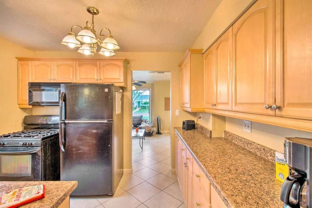 Palm Wave Says - Cozy - 2 Jacuzzis - Quiet Street * West Palm Beach