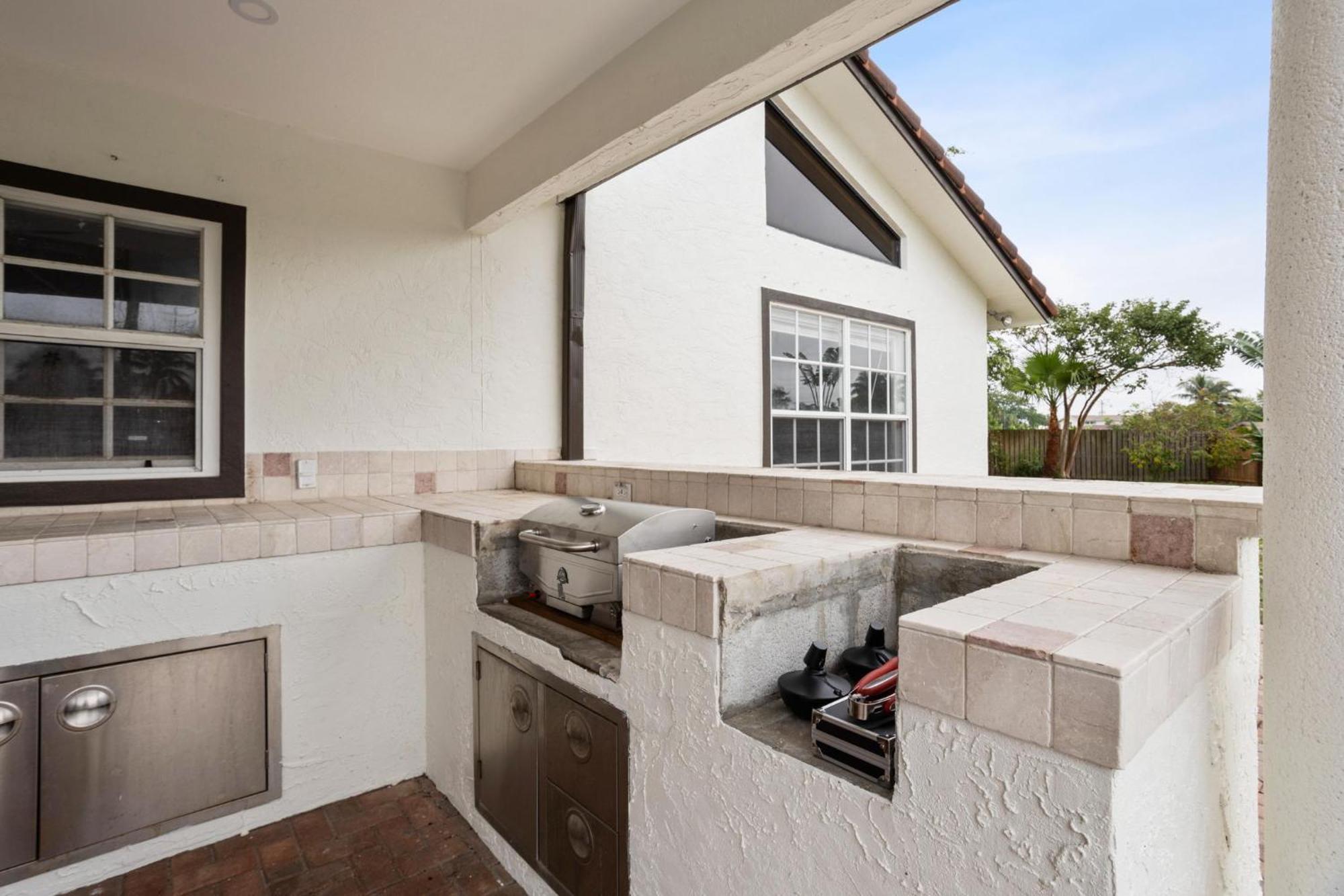 Escondida Drive - Minimum 3 Night * West Palm Beach