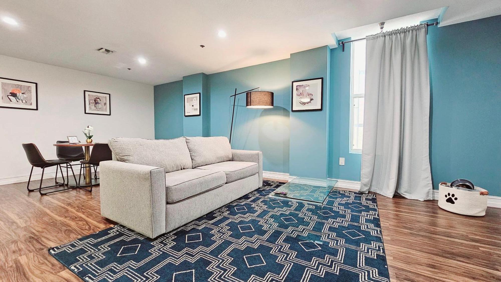 The Lofts On Clematis 504 Downtown West Palm *