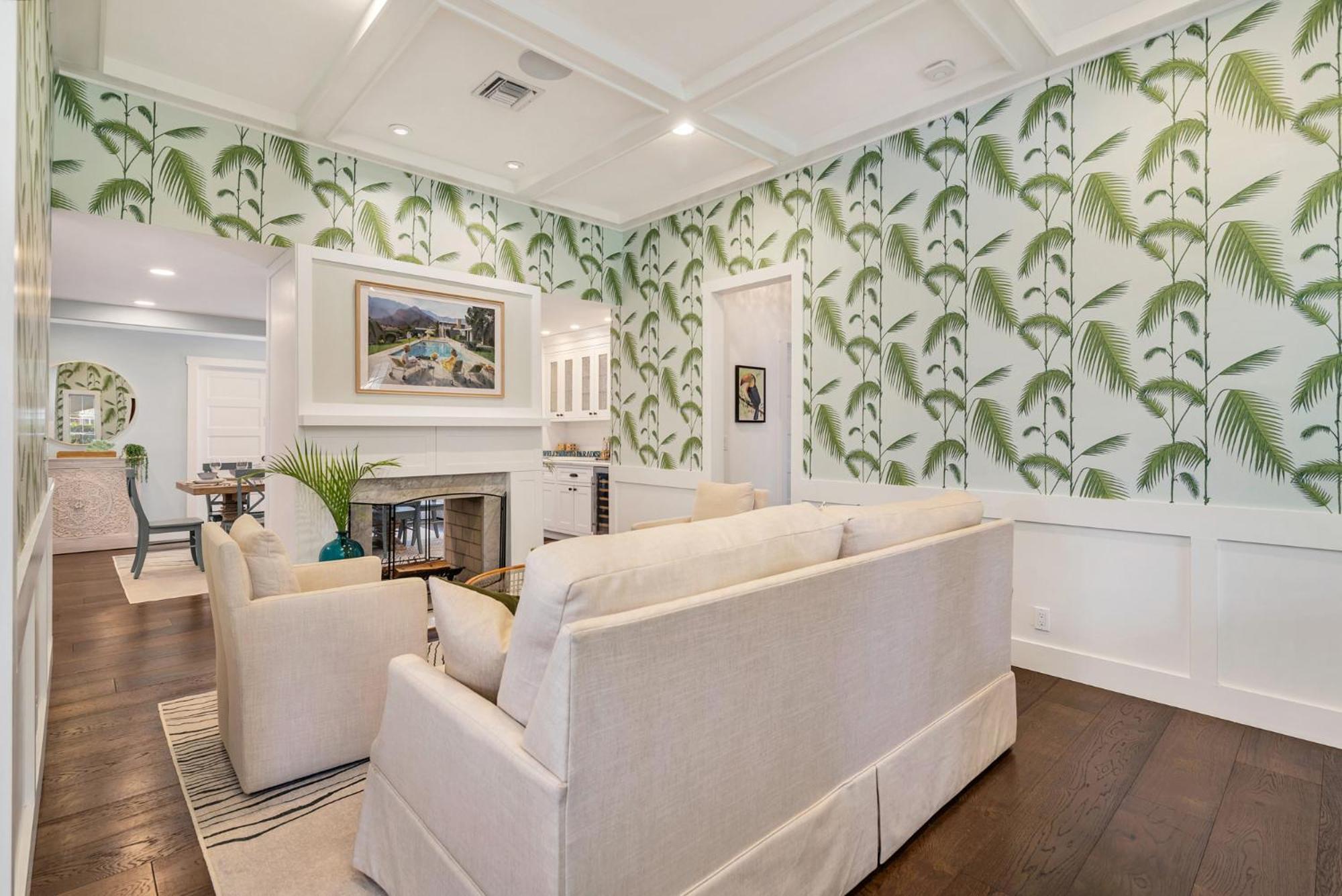 Apartment Royal Palms Estate