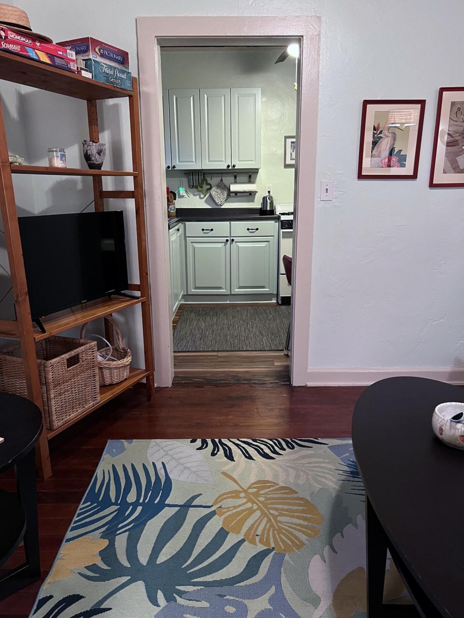 The At Pineapple House Guest house West Palm Beach