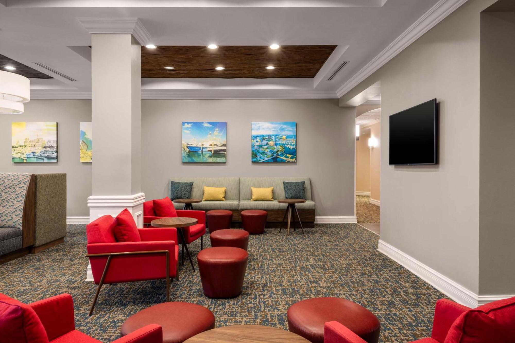 Hotel Hampton West Palm Airport