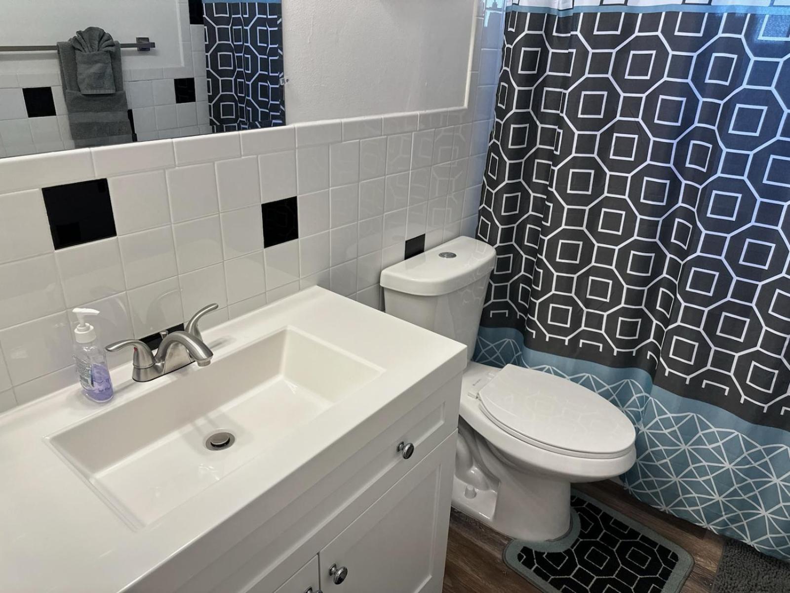 Whole House+renovated+pool+lanai+bbq+close To *