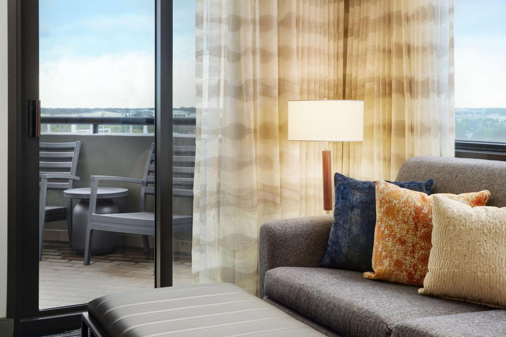 Embassy By Hilton West Palm 4* West Palm Beach