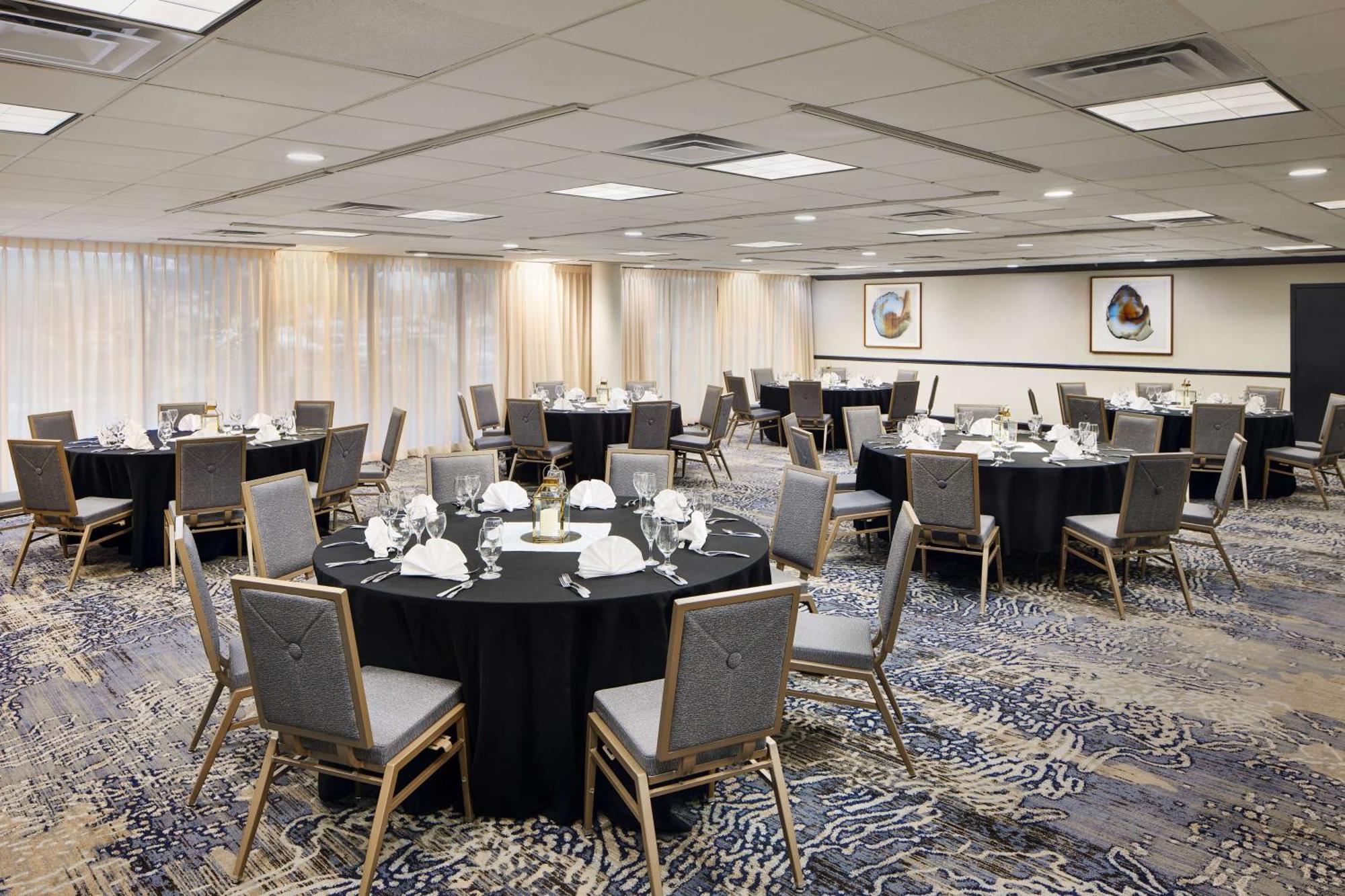 Embassy By Hilton West Palm Hotel West Palm Beach