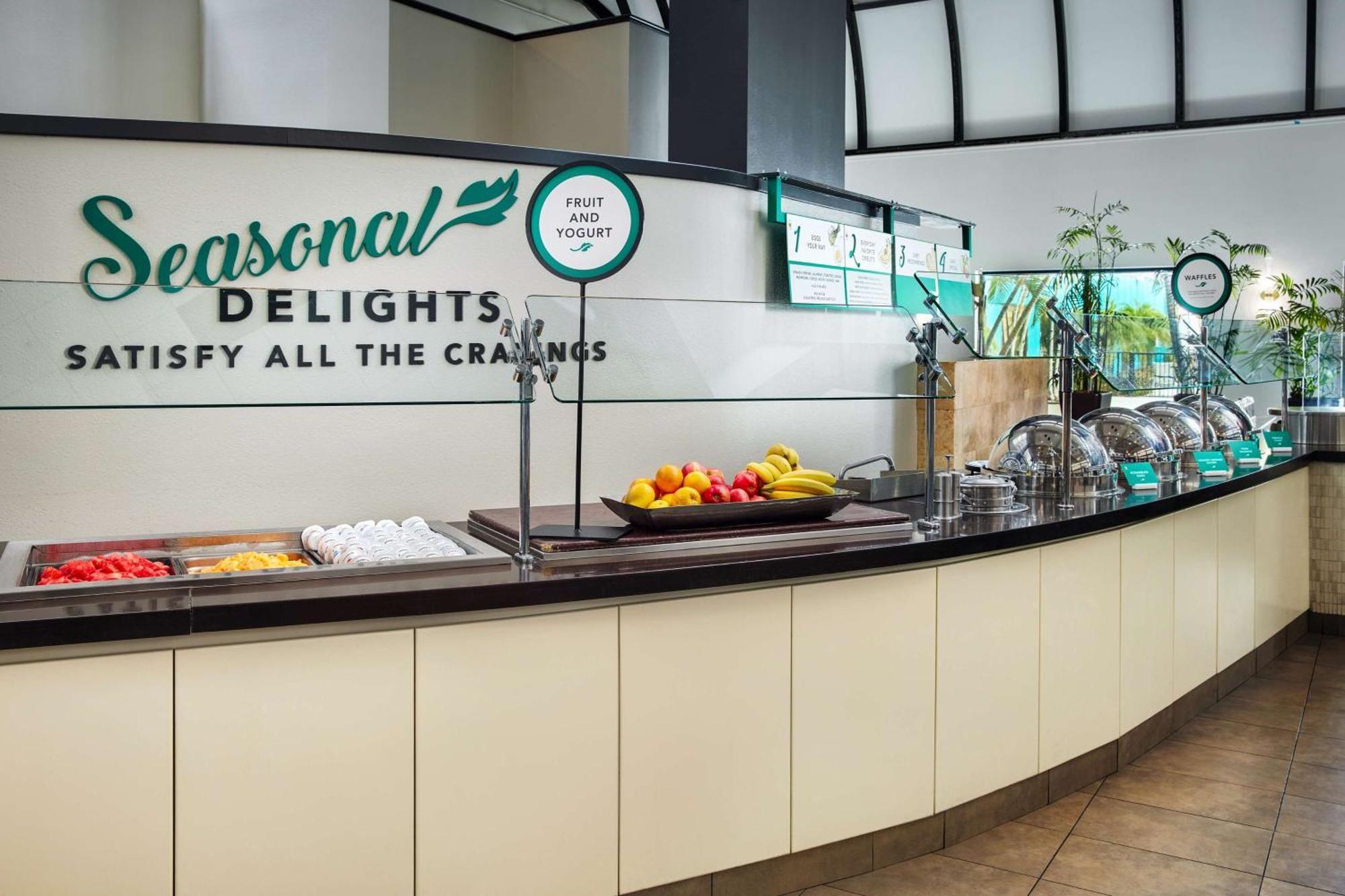 Hotel Embassy By Hilton West Palm West Palm Beach