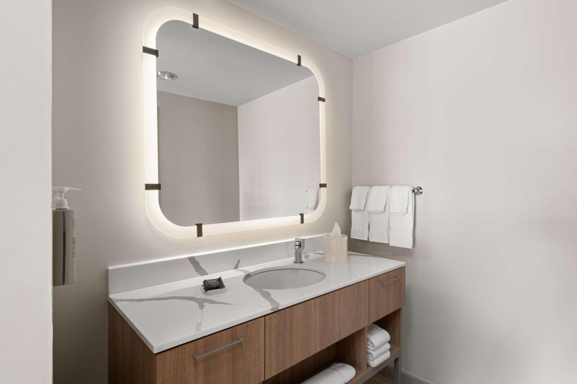 Hotel Homewood By Hilton West Palm 3*