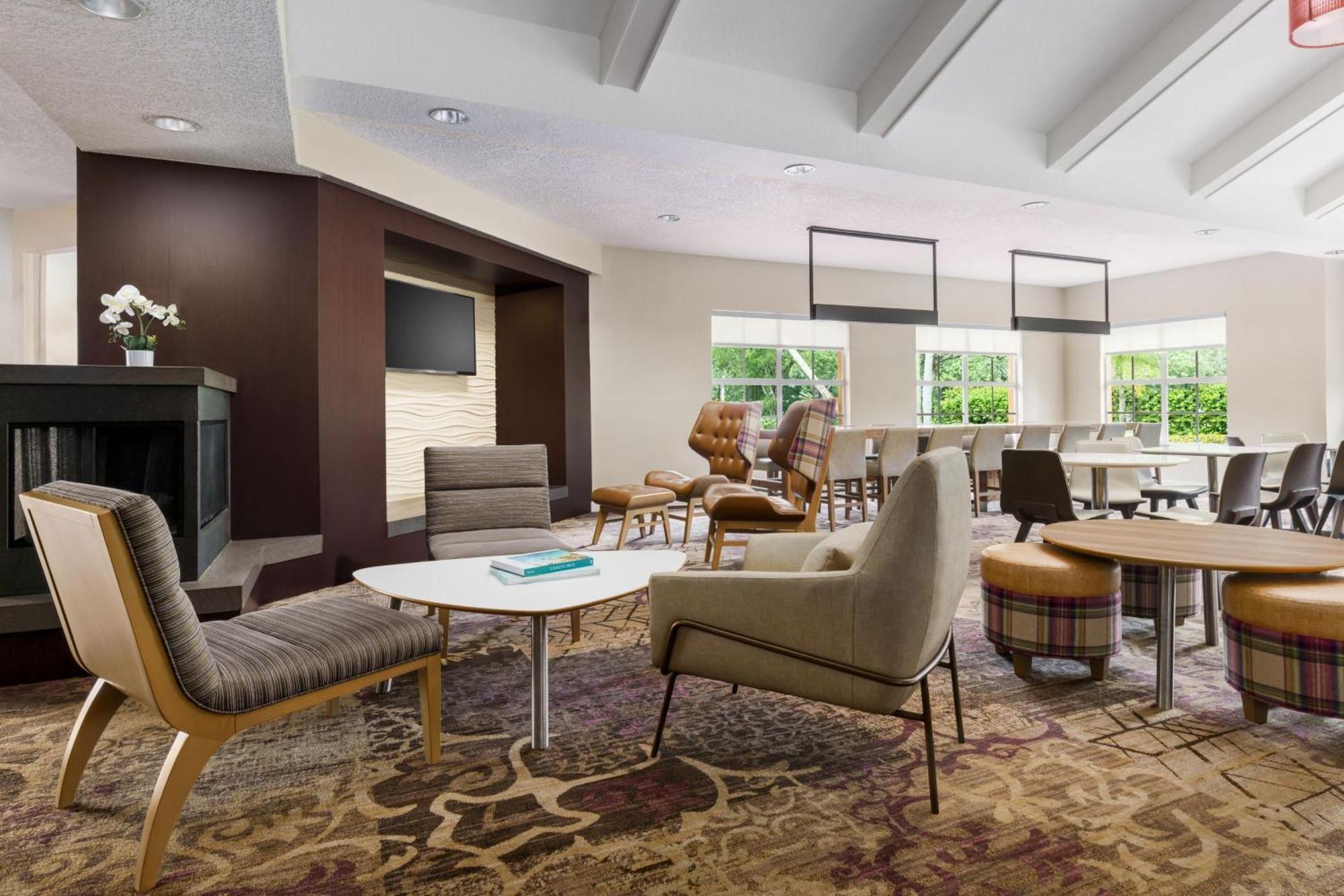 West Palm Hotel
